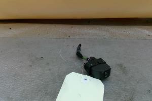 Interrupteur de leve vitre avant droit