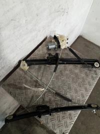 Leve vitre electrique avant droit