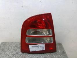 Fanale posteriore principale sinistro (luci)