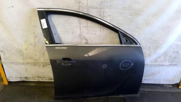 Porte avant droit