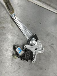 Leve vitre electrique arriere gauche