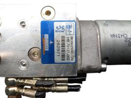 Moteur de capote