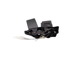 Attache ceinture arriere gauche
