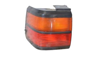 Fanale posteriore principale sinistro (luci)