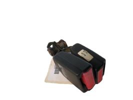 Attache ceinture arriere gauche