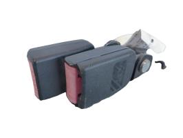 Attache ceinture arriere gauche