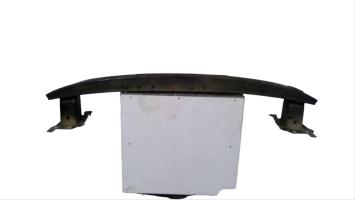 Renfort pare choc avant (traverse)