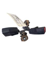 Attache ceinture arriere centrale
