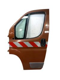Porte avant gauche