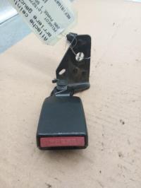 Attache ceinture arriere gauche