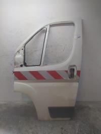 Porte avant gauche