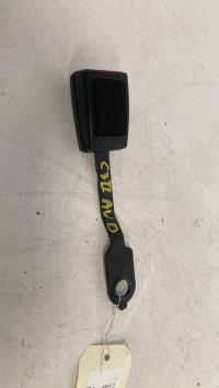 Attache ceinture avant droit