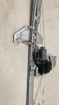 Leve vitre electrique avant droit