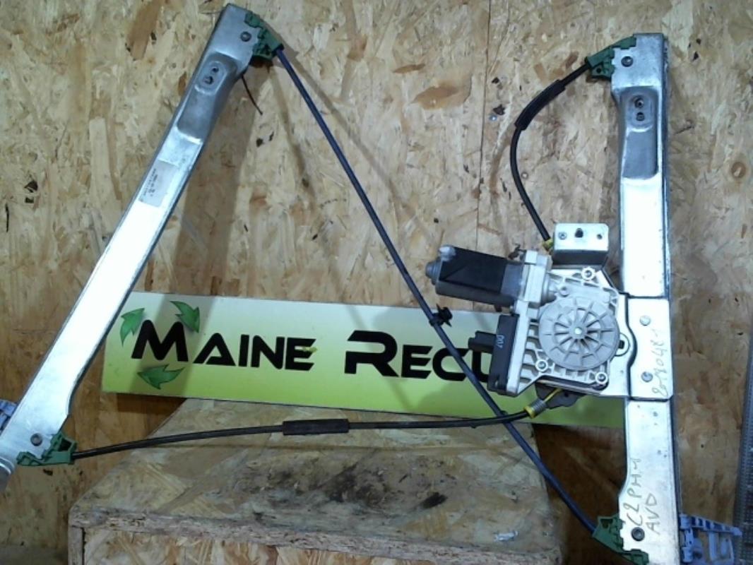 Leve vitre electrique avant droit