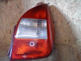 Feu arriere principal droit (feux)