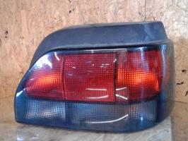 Feu arriere principal droit (feux)
