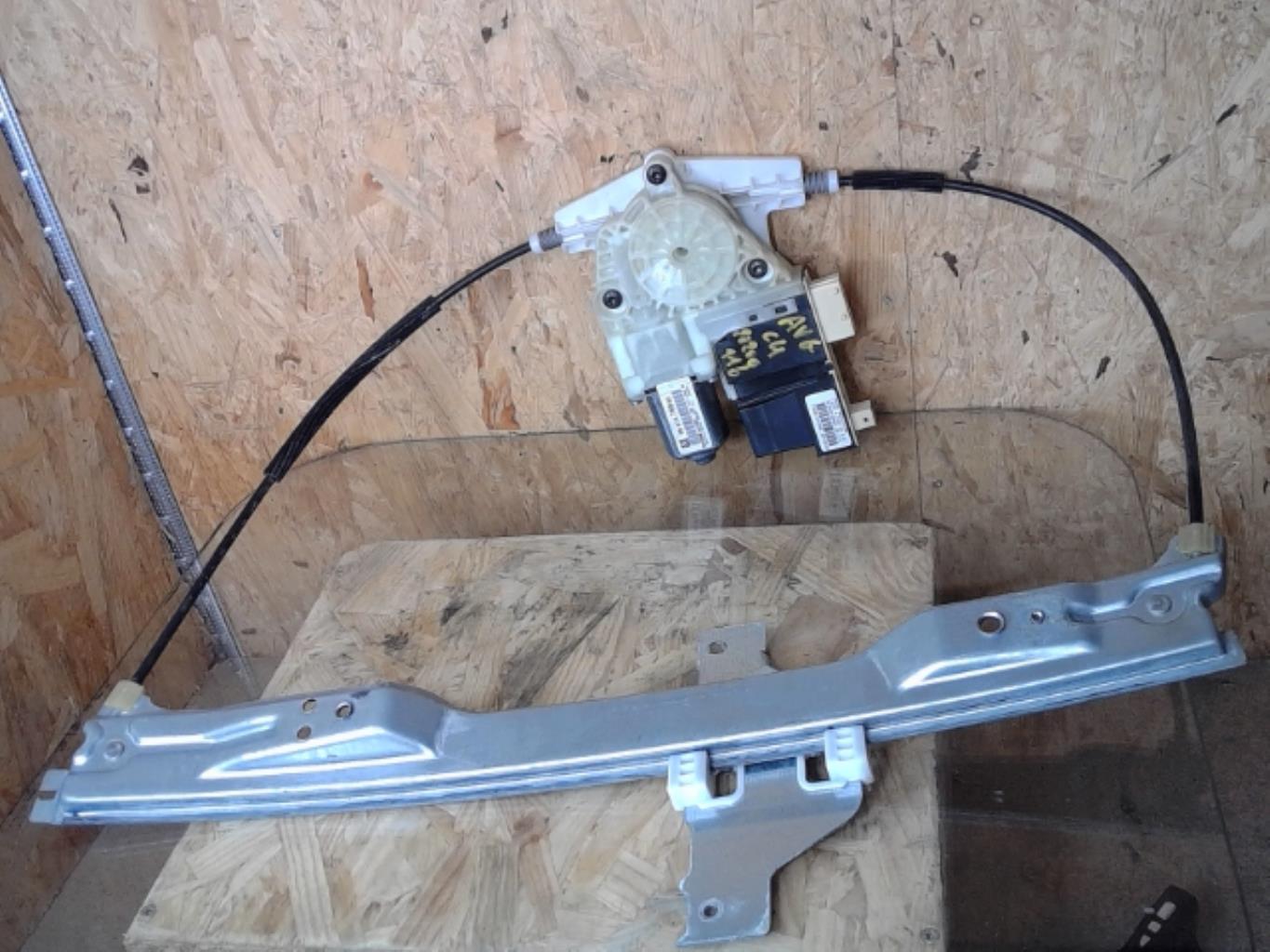 Leve vitre electrique avant gauche
