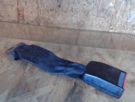 Attache ceinture arriere gauche