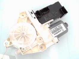 Moteur leve vitre avant droit