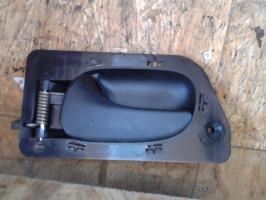 Poignee interieur avant gauche