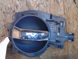 Poignee interieur avant droit