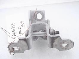 Charniere de porte avant droit