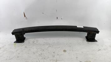 Renfort pare choc avant (traverse)
