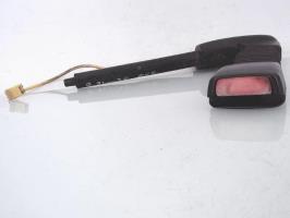 Attache ceinture avant gauche