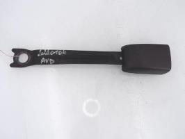 Attache ceinture avant droit