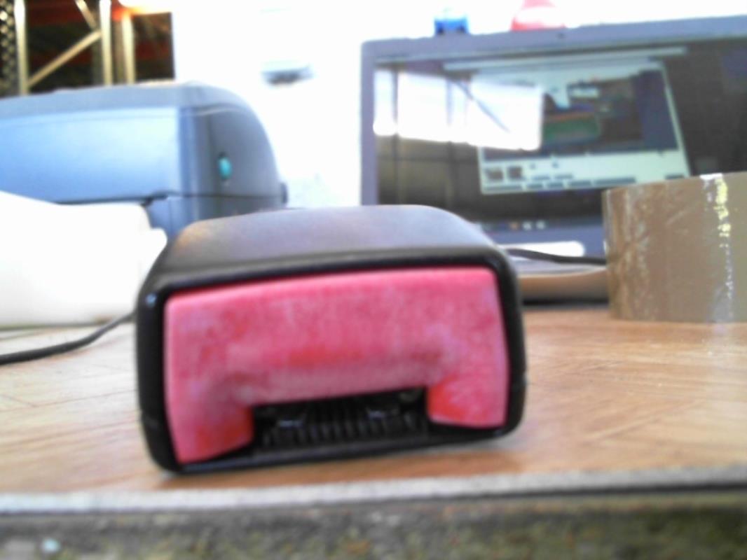 Attache ceinture avant droit
