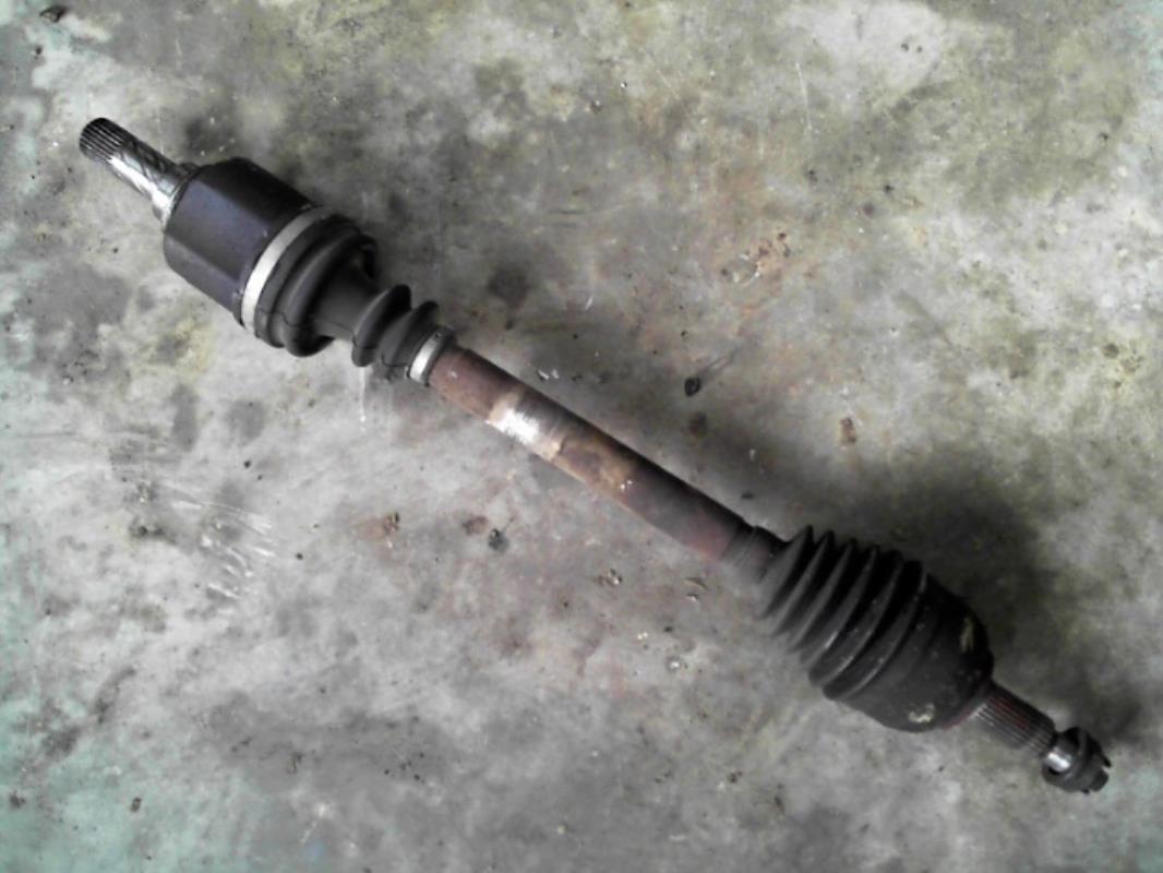 Cardan gauche (transmission)