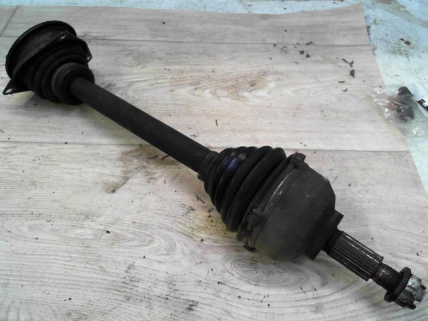 Cardan gauche (transmission)