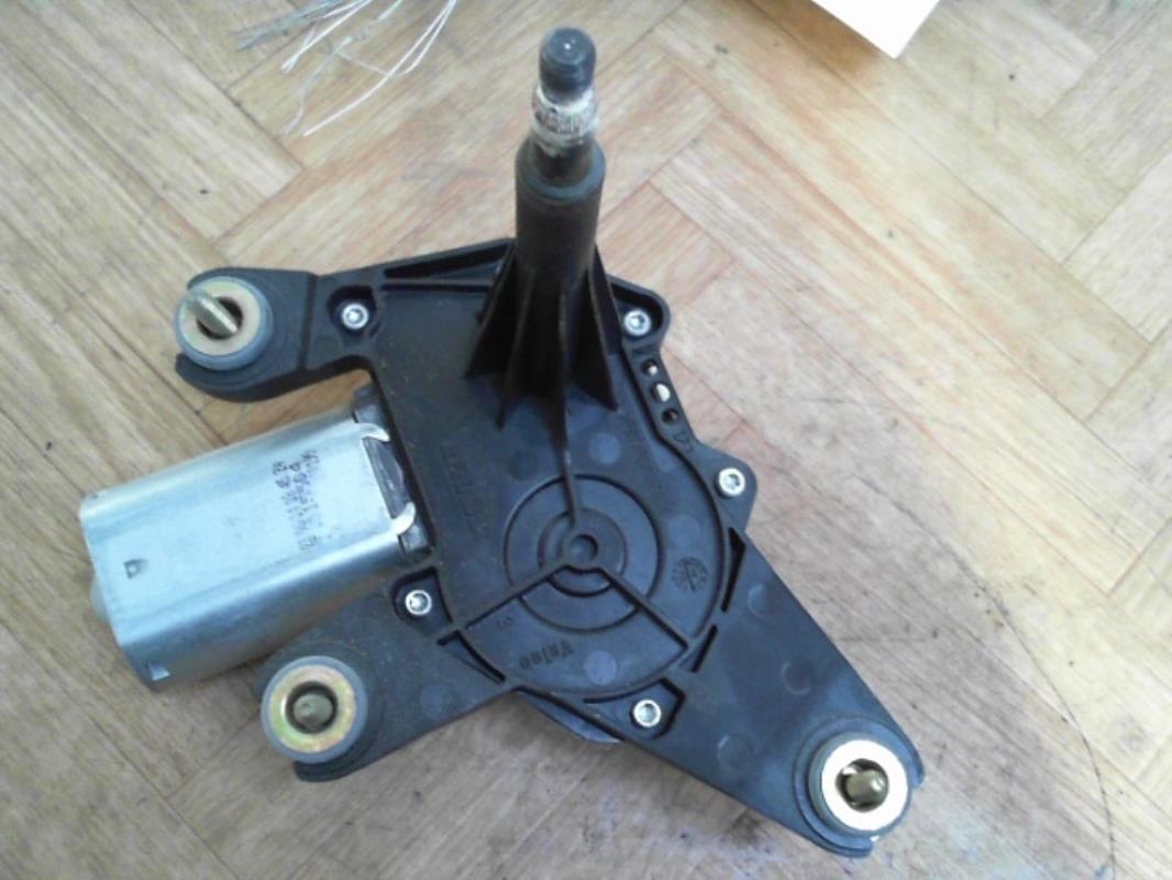 Moteur essuie glace arriere