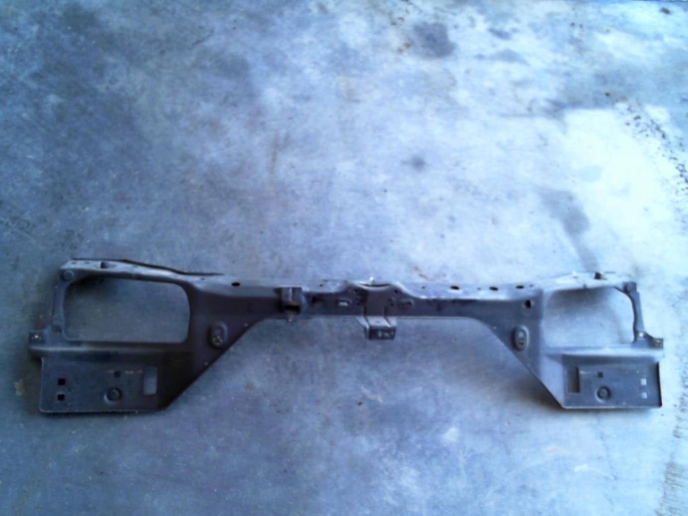 Armature avant, Masque avant