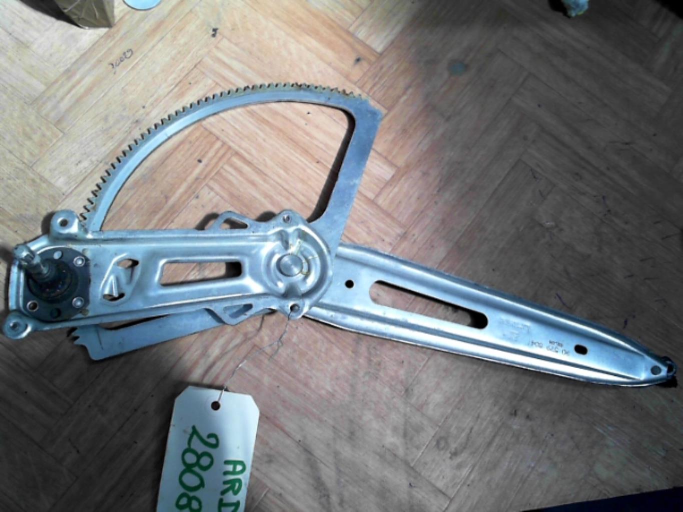 Alzacristalli manuale posteriore destro