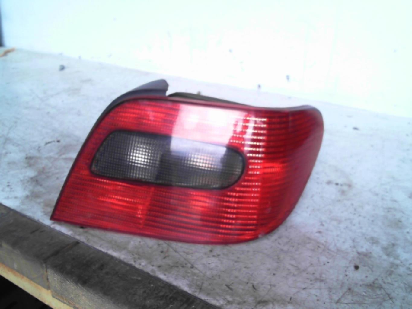 Fanale posteriore principale destro (luci)