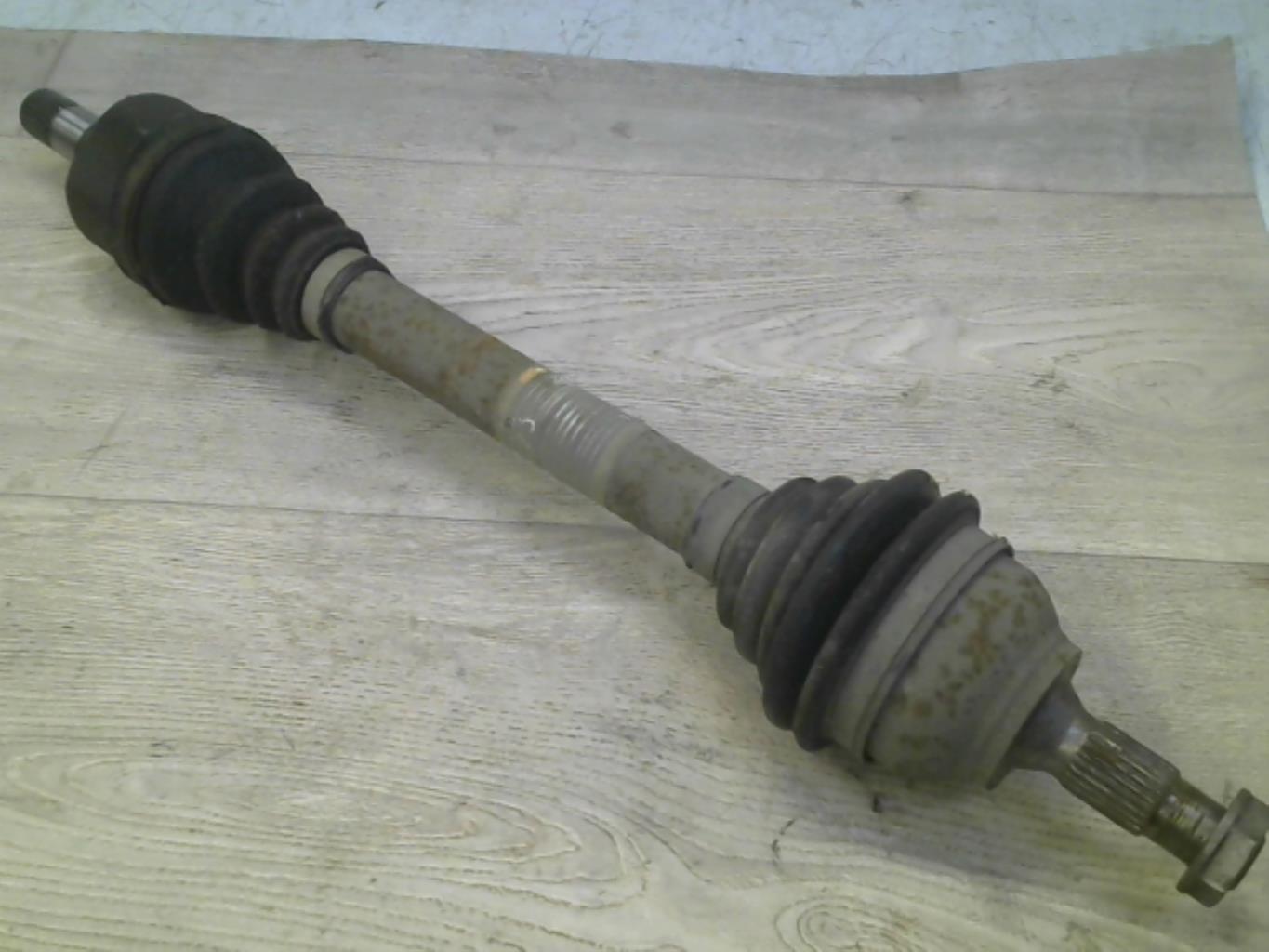 Cardan gauche (transmission)