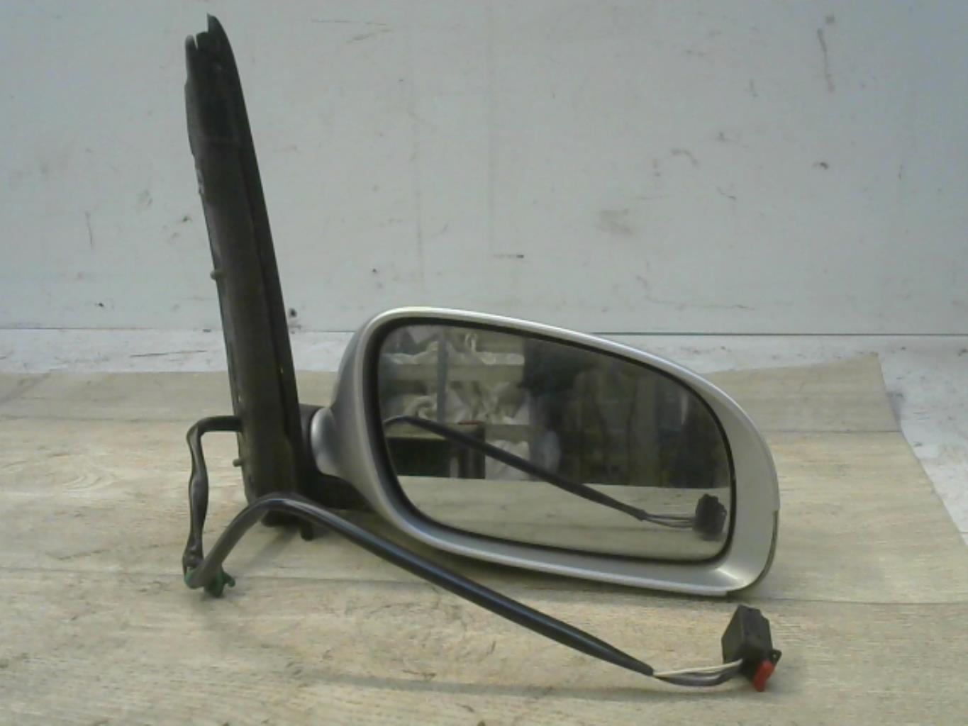 Specchietto retrovisore destro