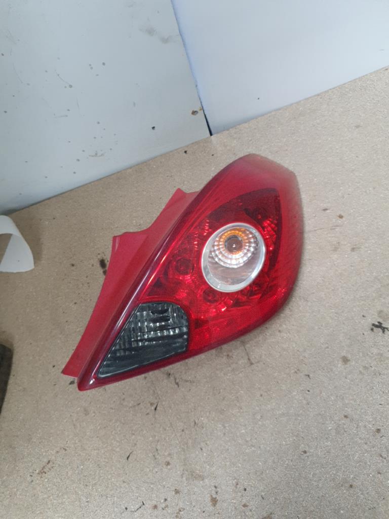 Fanale posteriore principale destro (luci)