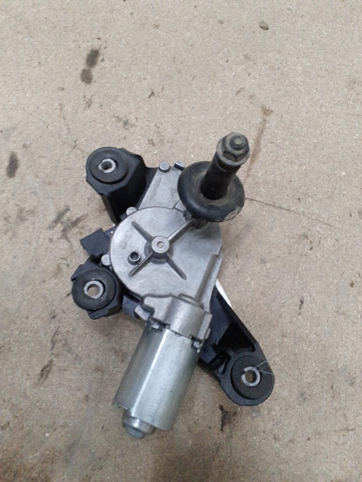 Moteur essuie glace arriere