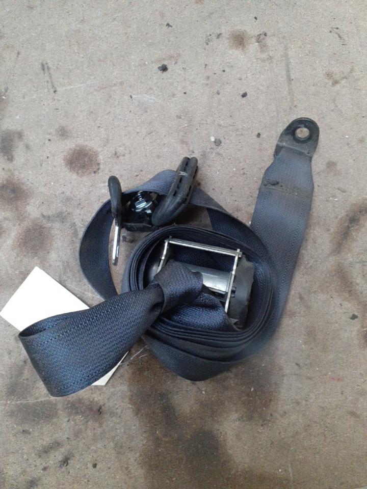 Ceinture arriere droit