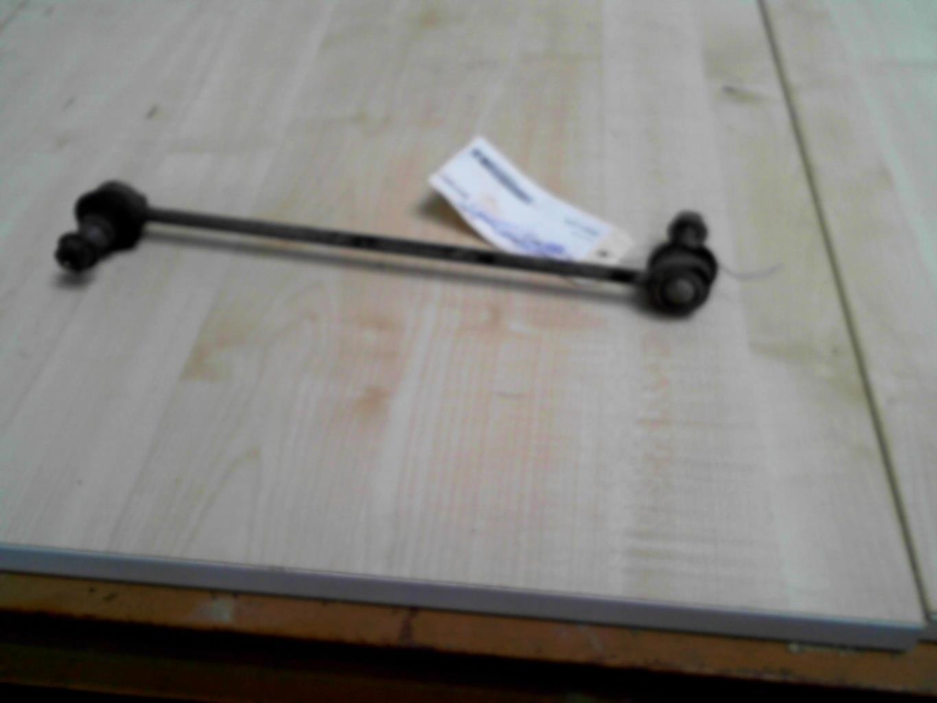 Bielette barre stabilisatrice avant gauche