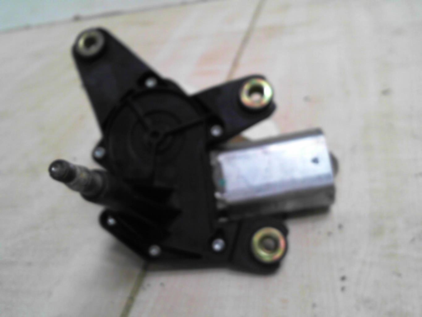 Moteur essuie glace arriere