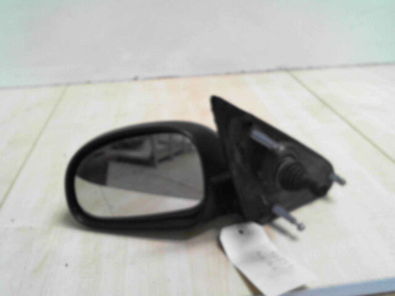 Specchietto retrovisore sinistro