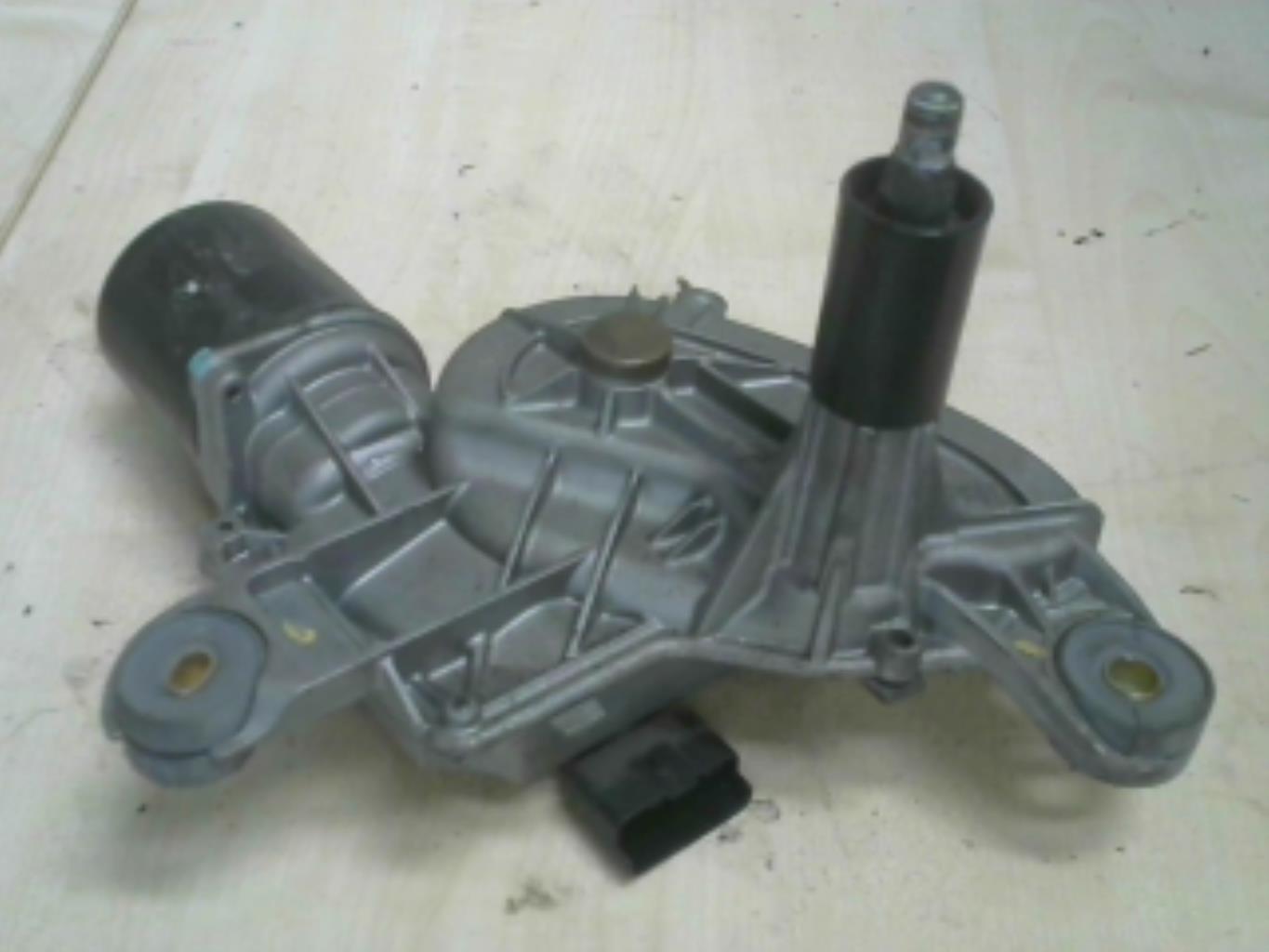 Moteur essuie glace avant gauche