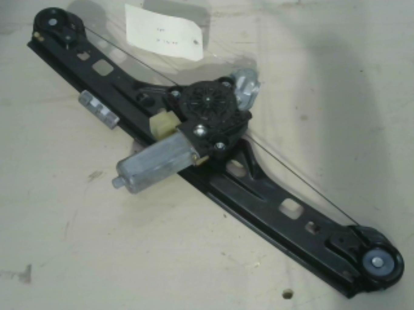 Leve vitre electrique arriere droit