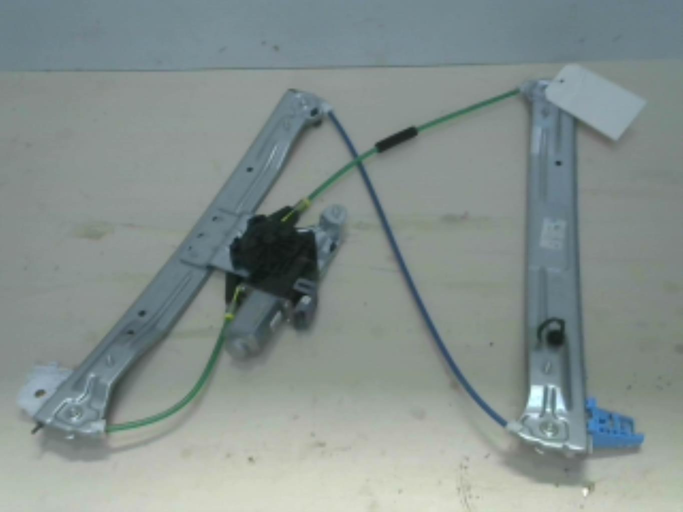 Leve vitre electrique avant droit