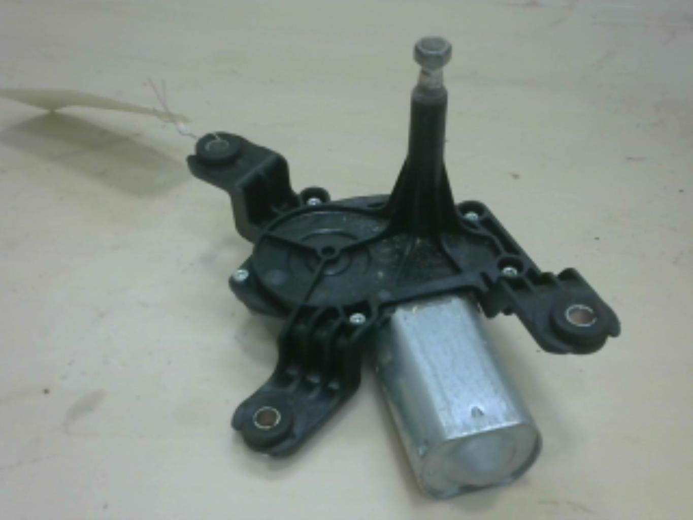 Moteur essuie glace arriere
