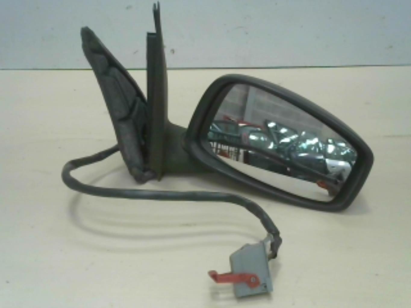 Retrovisor derecho