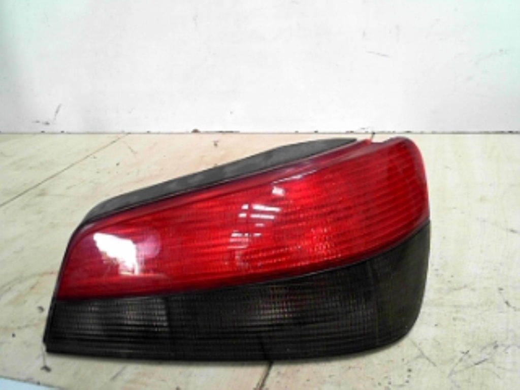 Fanale posteriore principale destro (luci)